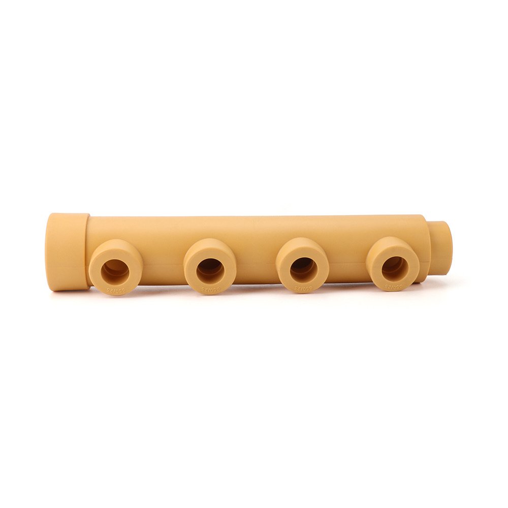Hitze PP-R four-outlet distribution manifold, front view