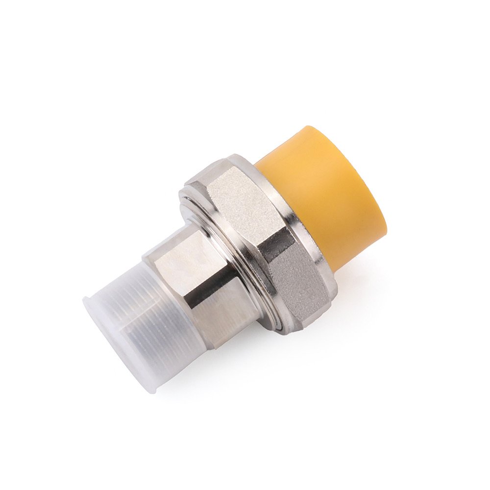 Nickel-plated brass union adaptor with threaded transition end