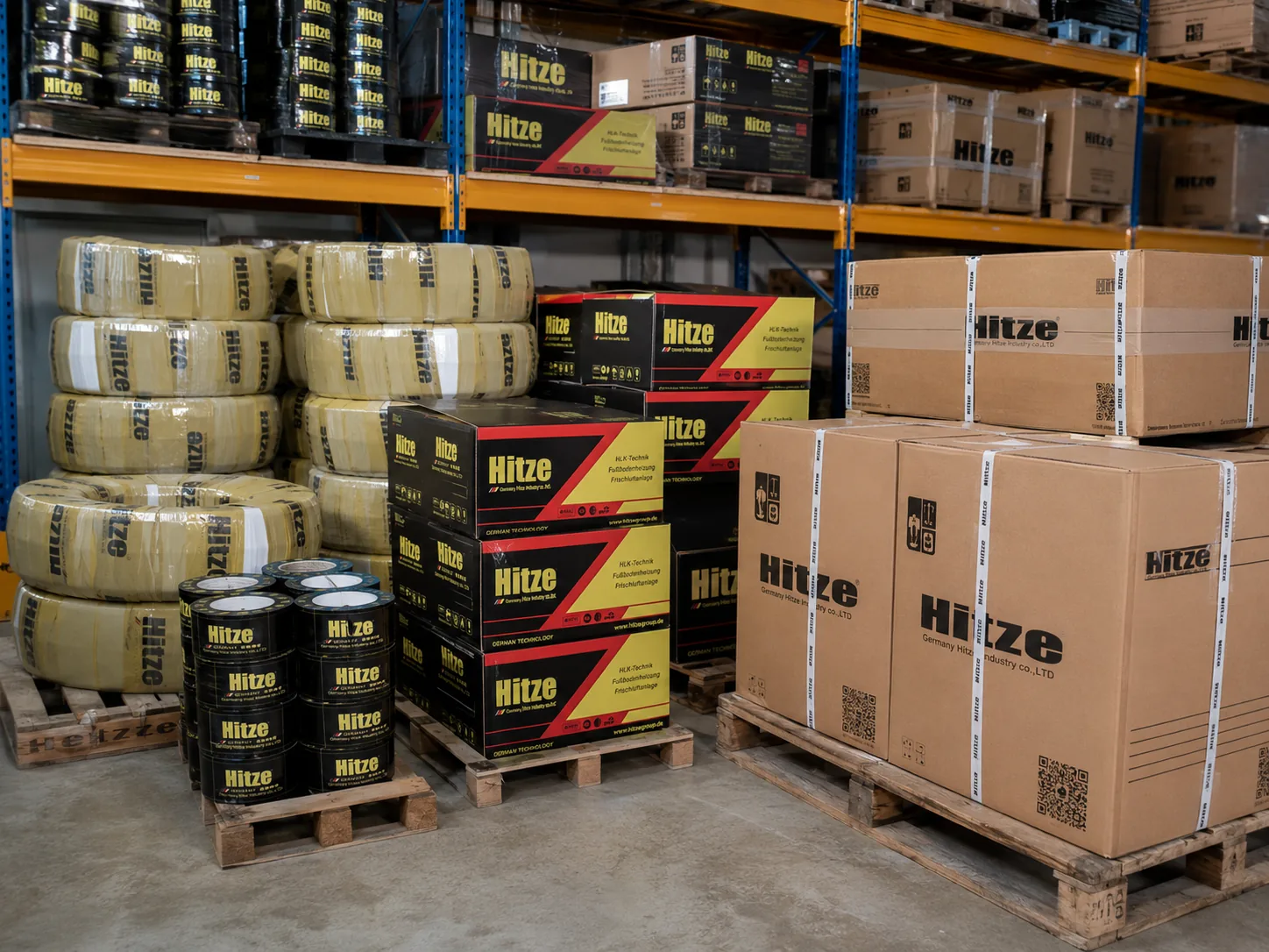 Hitze production and inspection area where pipe wall thickness and ovality are checked
